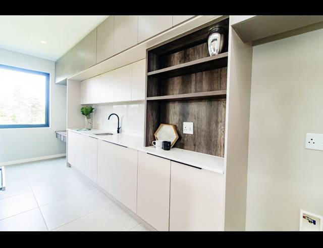 3 BEDROOM TOWNHOUSE FOR SALE IN LEONARD